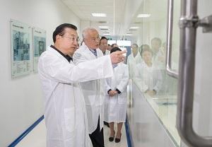 癌症药、救命药李克强就电影《我不是药神》引热议作批示